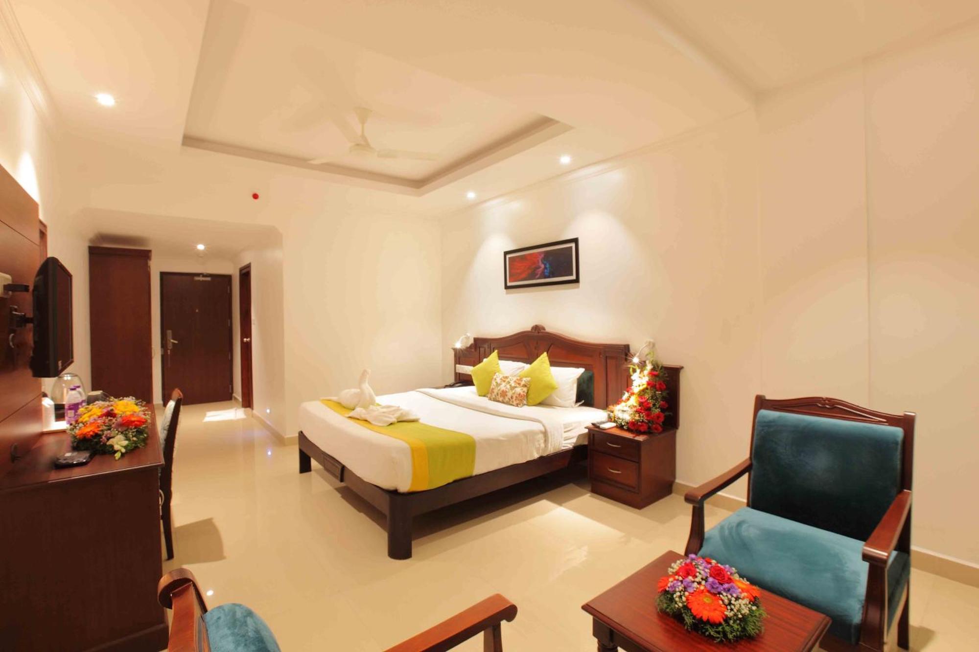National Park Residency Kottayam Hotel Ettumanoor Exterior photo