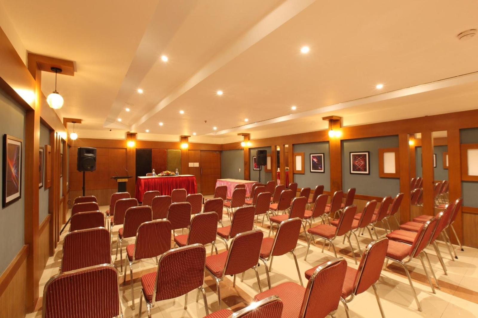 National Park Residency Kottayam Hotel Ettumanoor Exterior photo